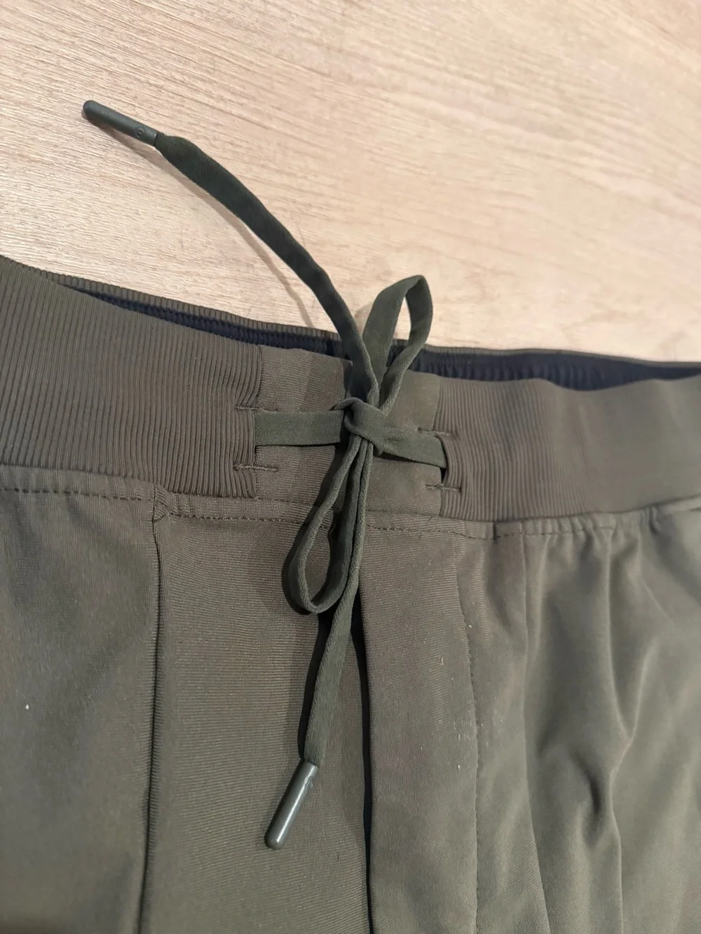 Lululemon Olive Green High Rise Stretch Jogger Pants 27” Inseam